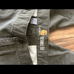 Men’s size 40 waste Carhart relaxed fit shorts in great condition